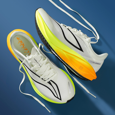 李宁飞电5C跑步鞋男款2025冬季新款䨻丝轻量高回弹竞速专业跑鞋