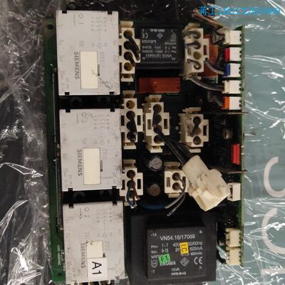 卡乐的板卡ritc400001，的，看上去挺复杂。