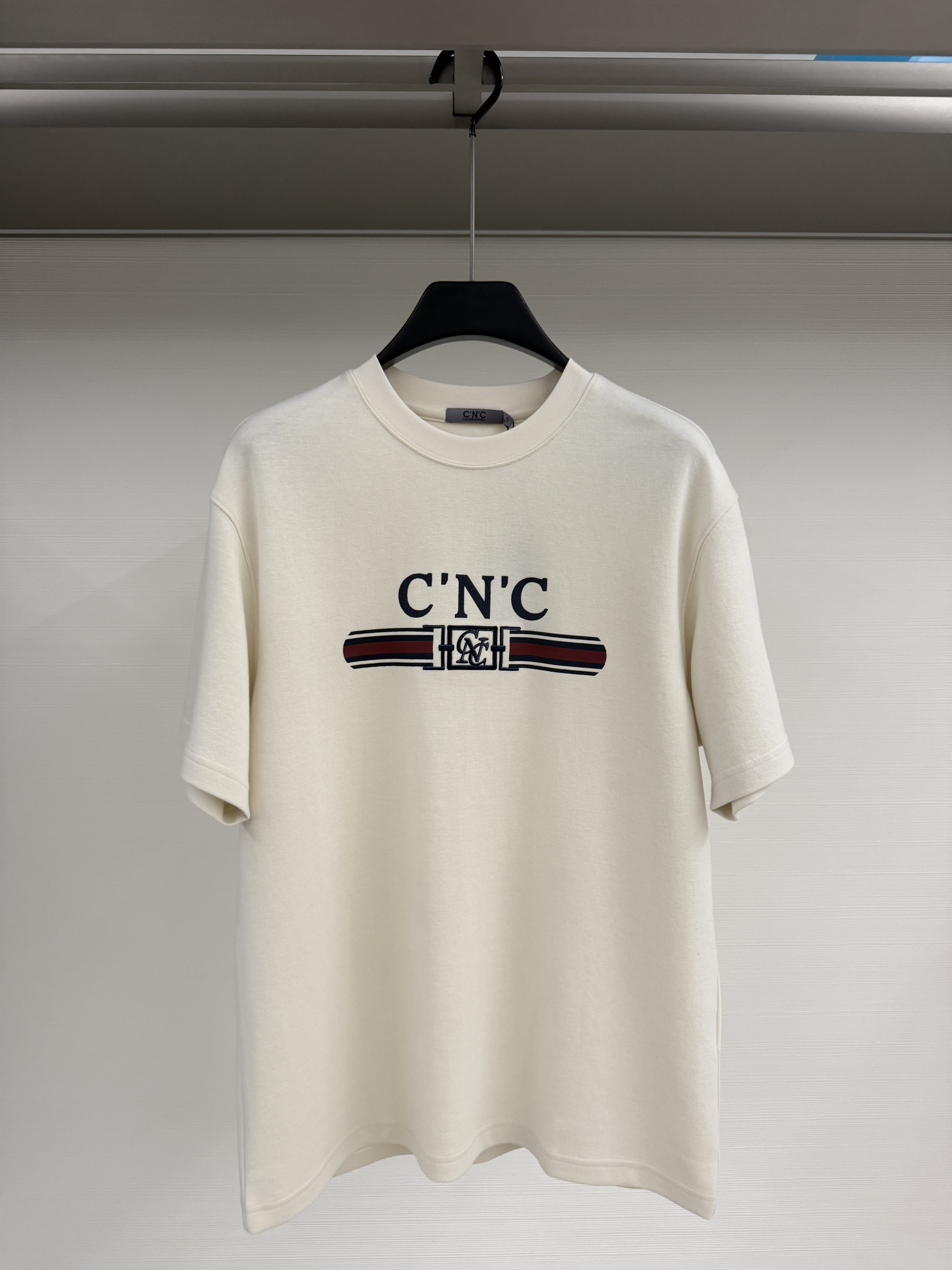 CNC男装26秋冬新款字母印花短袖T恤刺绣圆领棉质上衣811H362003