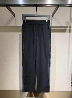 DEGAIA 26春夏新款 男士时尚侧边字母刺绣直筒休闲裤DUIAAK370717