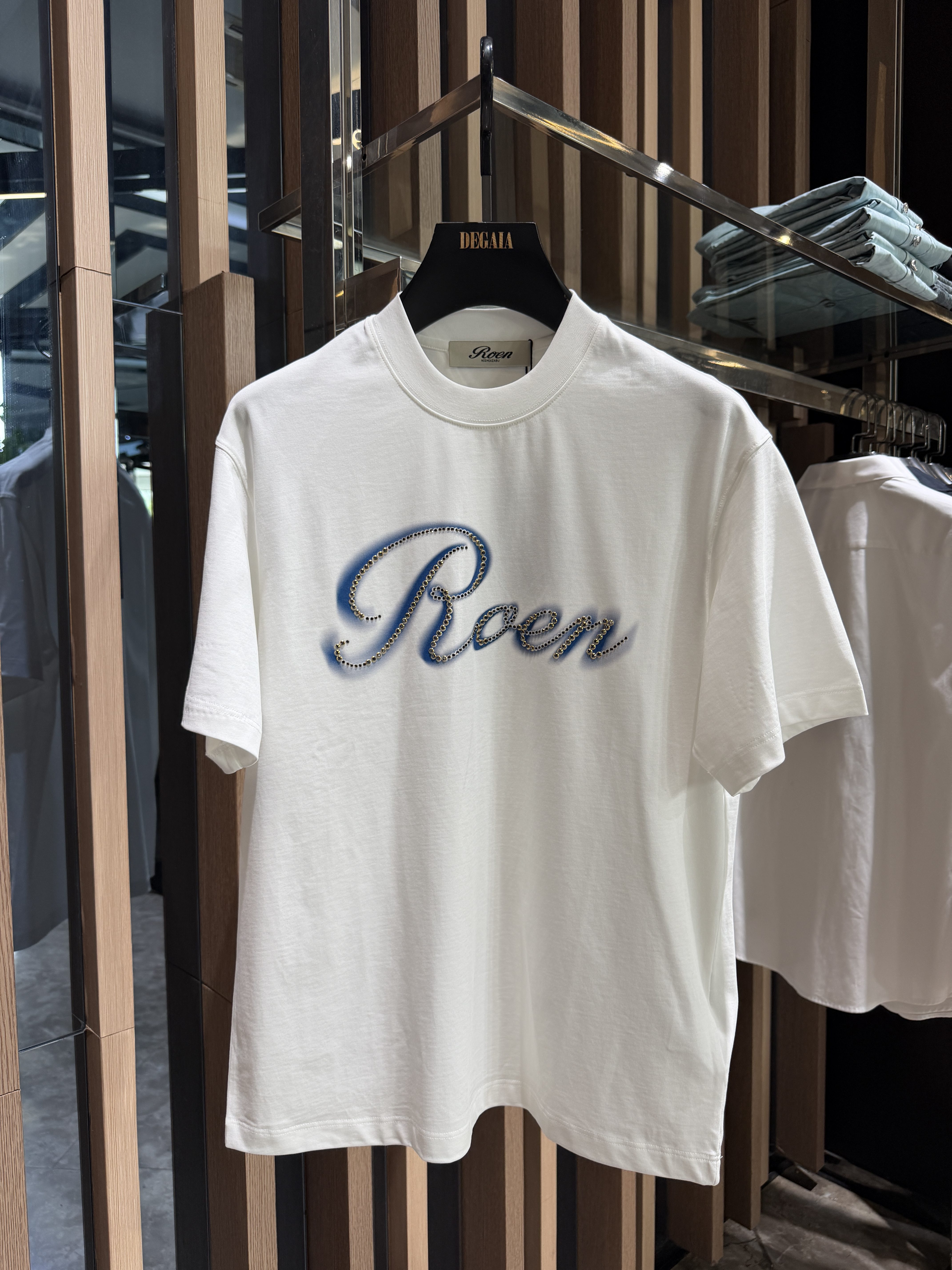 ROEN 26春夏新款 男士时尚字母印花烫钻短袖T恤 RB2605028