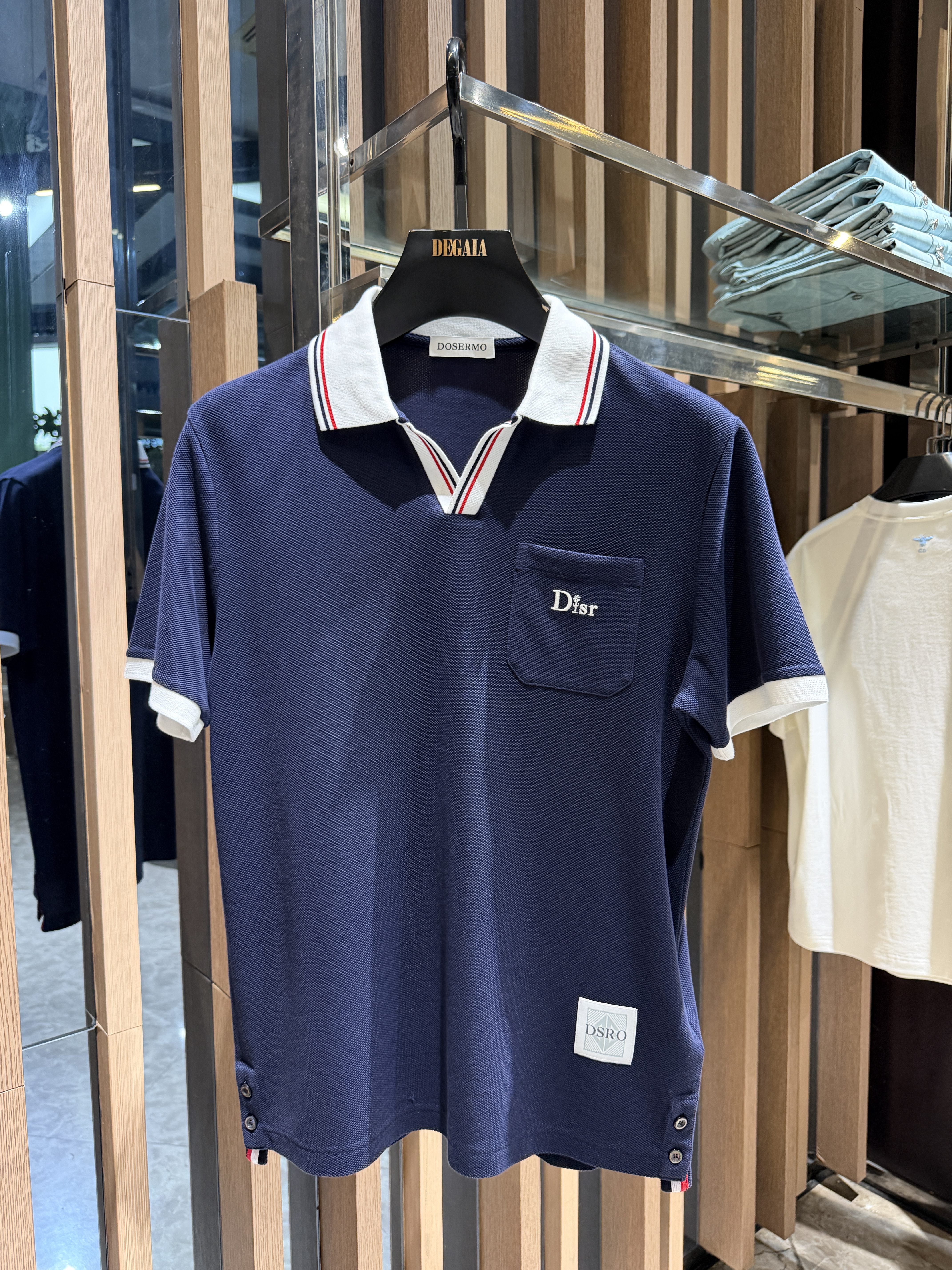 DOSERMO 26春夏新款 男士时尚口袋字母刺绣小v领Polo衫 663362406