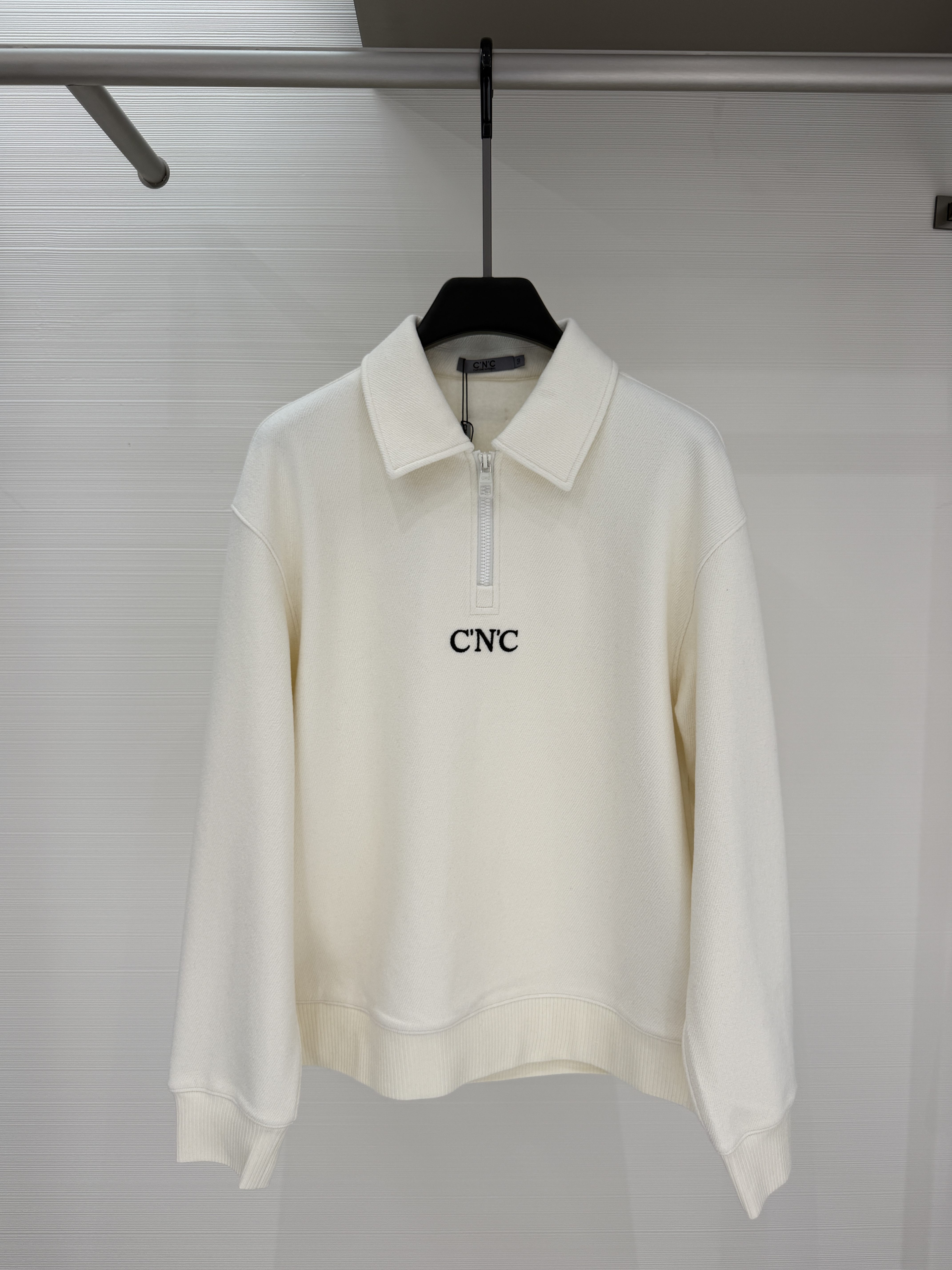 CNC男装26秋冬新款长袖卫衣字母刺绣薄绒翻领休闲上衣811H3640AF