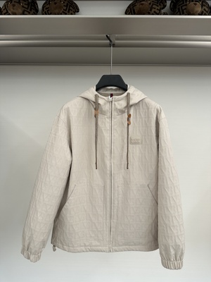 Giovanni Valentino 25秋冬新款 男士花版连帽休闲棉服VT53031580