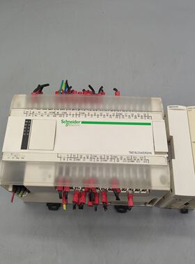 9成新 TM218LDA40DR2HN TM2AMO1