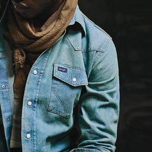 Wrangler x The Last of US联名款末日风感染水洗做旧牛仔衬衫潮