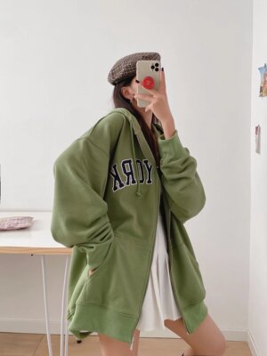 BrandyBM官网新款复古NewYork刺绣连帽拉链加绒卫衣美式外套学生
