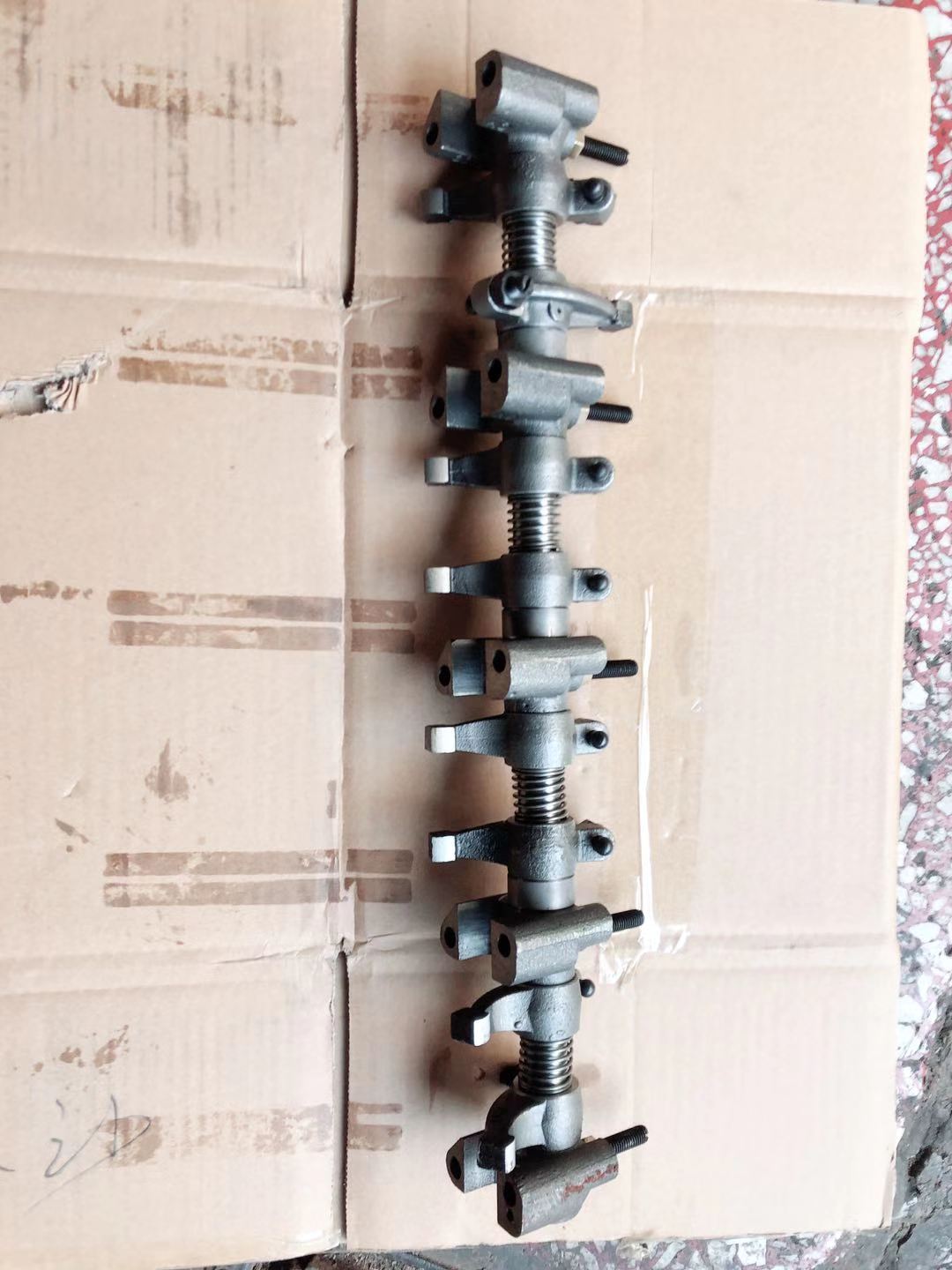 北汽陆铃越铃皮卡气门摇臂摇臂轴总成4D28TC 4B2-95C43发动机摇臂