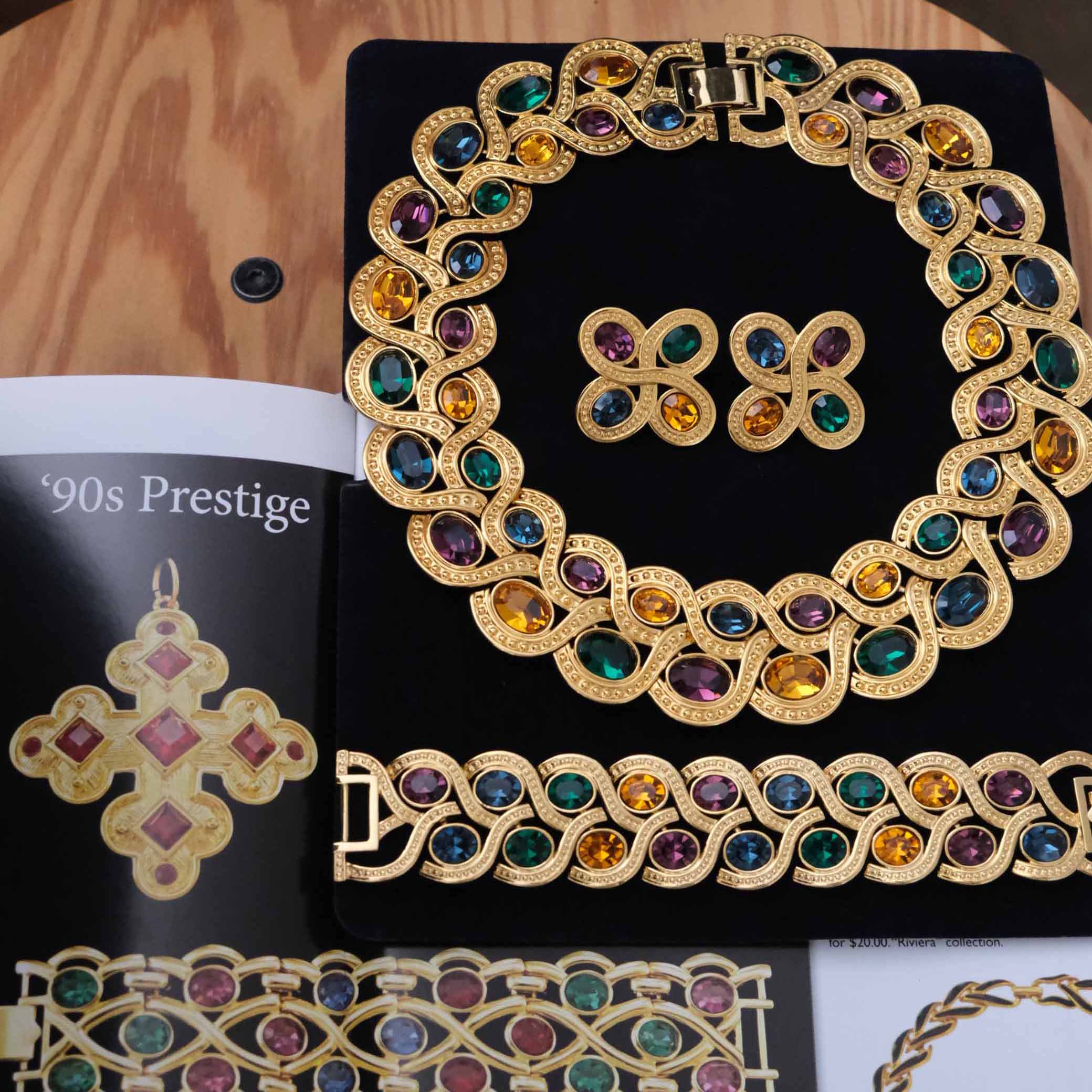 Napier彩色水晶古典优雅项链套装