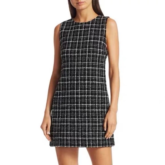 外贸单高品质2025秋冬新款编织法式复古小香风时尚无袖外穿连衣裙