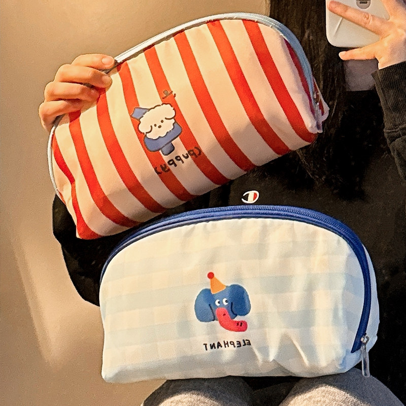 内衣收纳包旅行便携三合一内裤袜子分装袋大容量行李箱可爱收纳袋