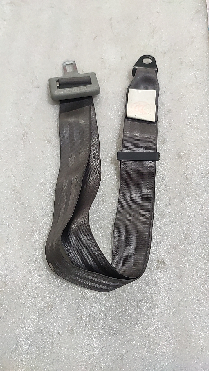 适用东风风行菱智菱通菱越老款L300后排座椅安全带扣中插件配件