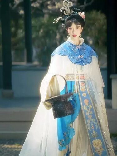 绮罗香宋制林黛玉绢人汉服套装
