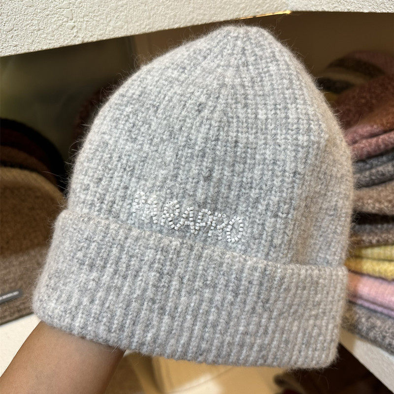新款韩版简约纯色字母针织帽女冬季保暖羊毛护耳毛线帽