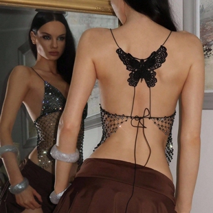 Including clothing, women's clothing, fishing nets, rhinesto