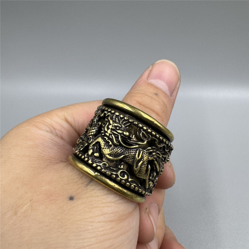 仿古麒麟铜扳指古玩收藏黄铜瑞兽扳指铜戒指招财中式装饰工艺礼品