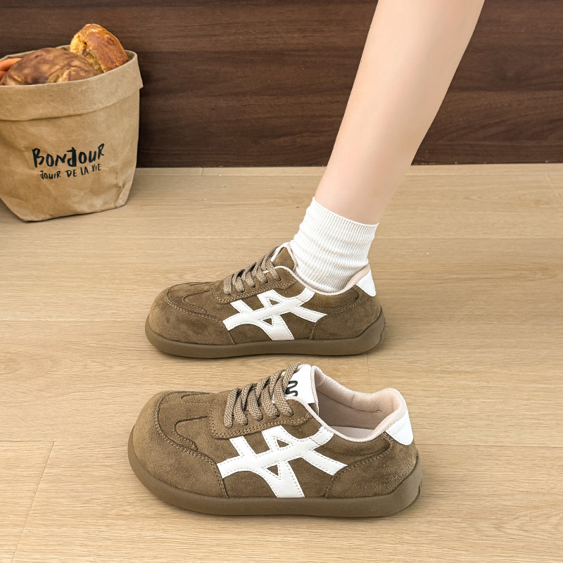 踩屎感运动鞋女款2026年新款春秋减震跑步轻便软底超轻防滑老爹鞋