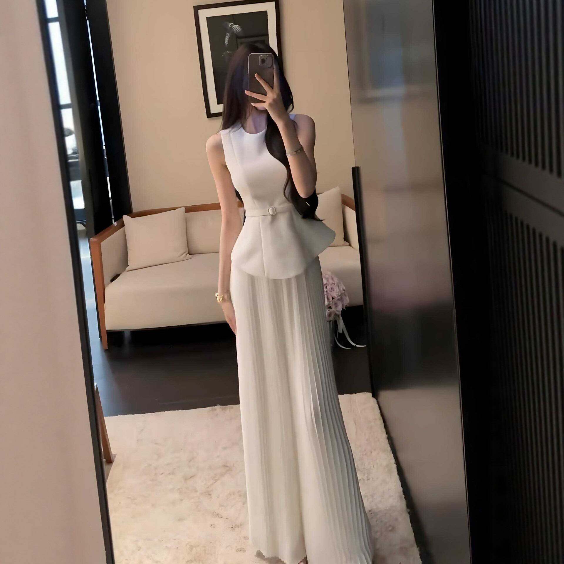 [现货]法式荷叶边无袖背心上衣女2026夏季设计感褶皱阔腿裤两件套