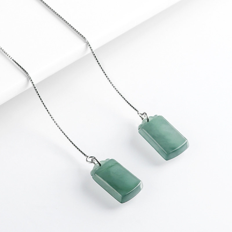 翡翠A货蓝水无事牌耳坠，S92