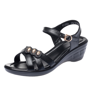 真皮女士妈妈凉鞋女夏季新款坡跟女款女鞋中老年皮鞋41一43皮凉鞋