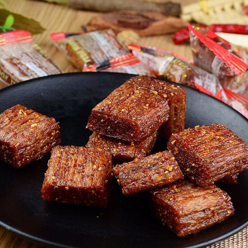 yw校园大刀肉手撕辣条8090后怀旧素食零食大礼包食品小吃麻辣辣片