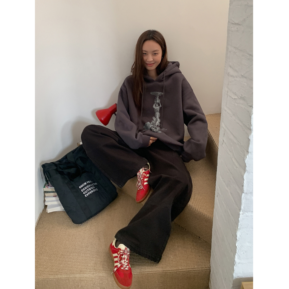 卡里诺学院复古印花连帽卫衣