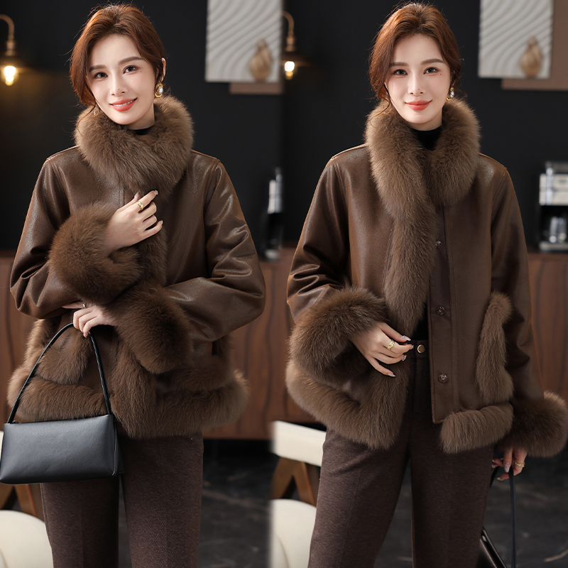 恒源祥2025年新款中老年妈妈皮衣