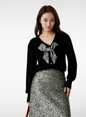 N639~【商场同步】25秋高级感重工亮片蝴蝶结珍珠纽扣针织开衫女