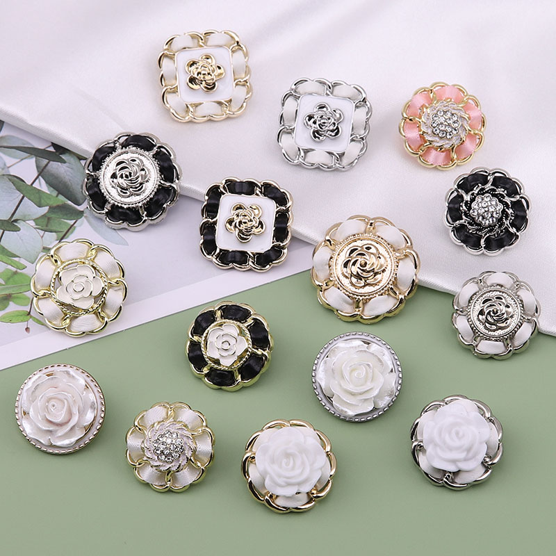 高级感金属精致外套纽扣针织百搭