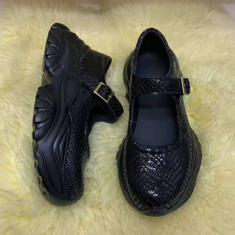 高级感复古时尚奶奶鞋