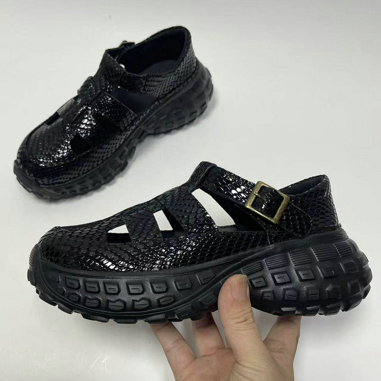 ESKEIN欧洲站真皮时时尚大码凉鞋