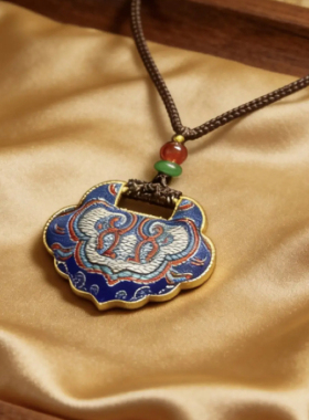 镶嵌 织锦 新中式 平安锁 国风 祥云如意锁