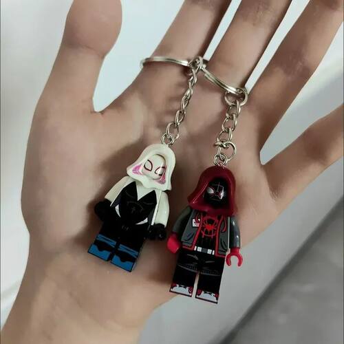 Hot 1PCS Anime Spiderman Cute Keychain Gwen Peripheral Movie