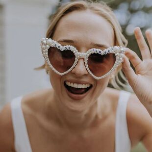 Pearl Bride to be Sunglasses Bachelorette Party Heart Glasse