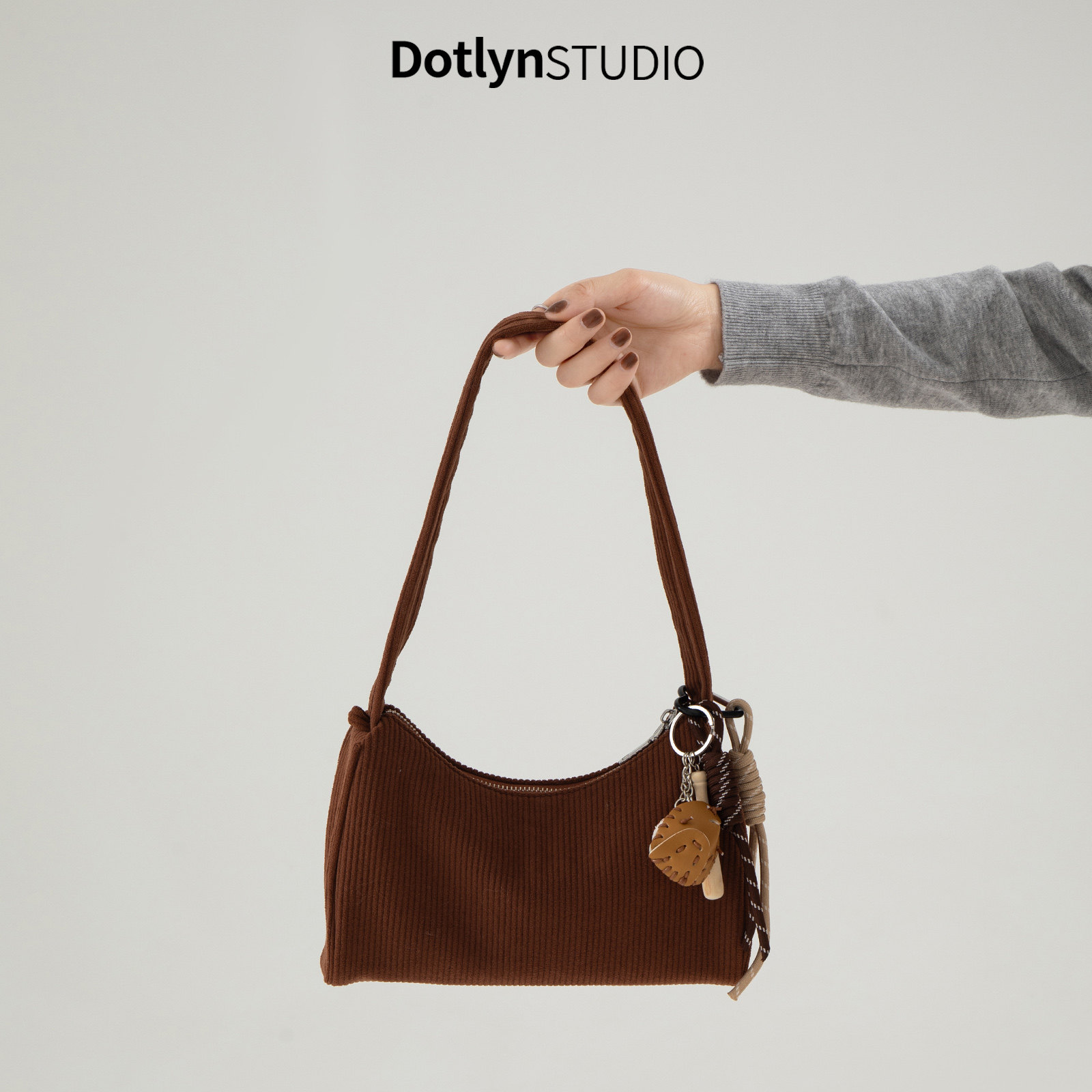 Dotlyn韩国东大门简约百搭手提单肩包2025年超火复古灯芯绒腋下包,箱包皮具/热销女包/男包,单肩包,淘宝优惠券,粉丝福利购,淘宝优惠卷