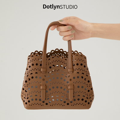 Dotlyn法式小众百搭镂空菜篮子包