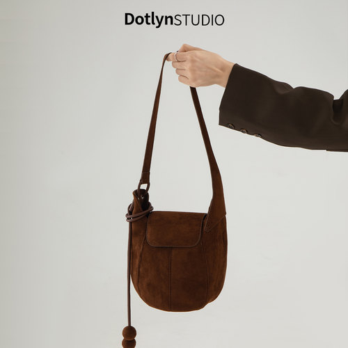 Dotlyn韩版小众高级感磨砂南瓜包