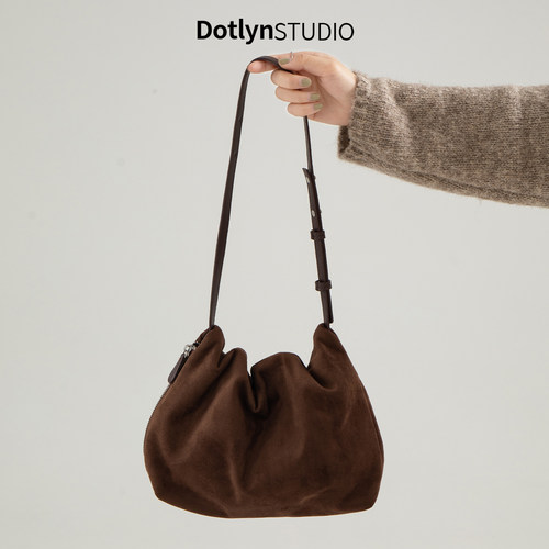 Dotlyn高级感复古豹纹褶皱单肩包