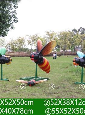 卡通蜜蜂摆件户外玻璃钢公园草地售楼部庭院坐凳装饰仿真动物雕塑