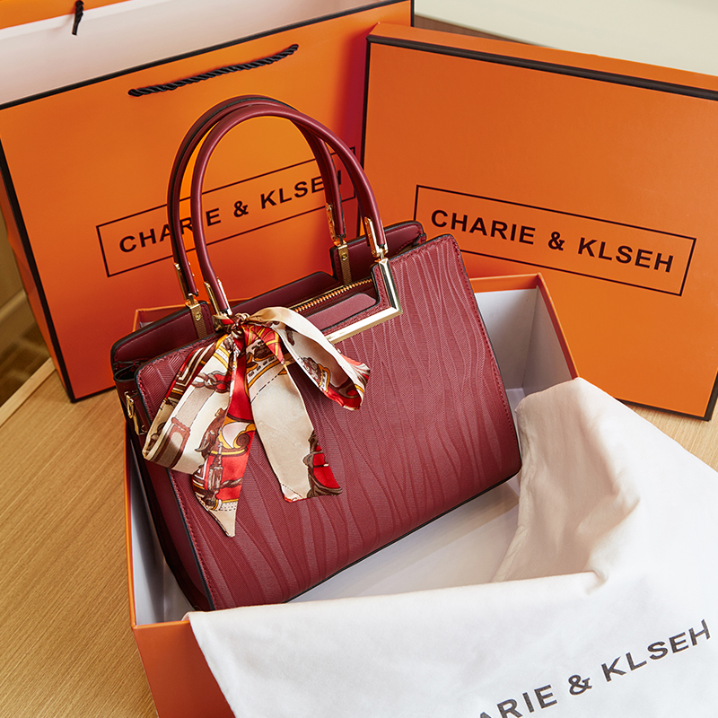 婚包2024新款大气中年斜挎婚礼手提包送婆婆红色高级感妈妈包结婚