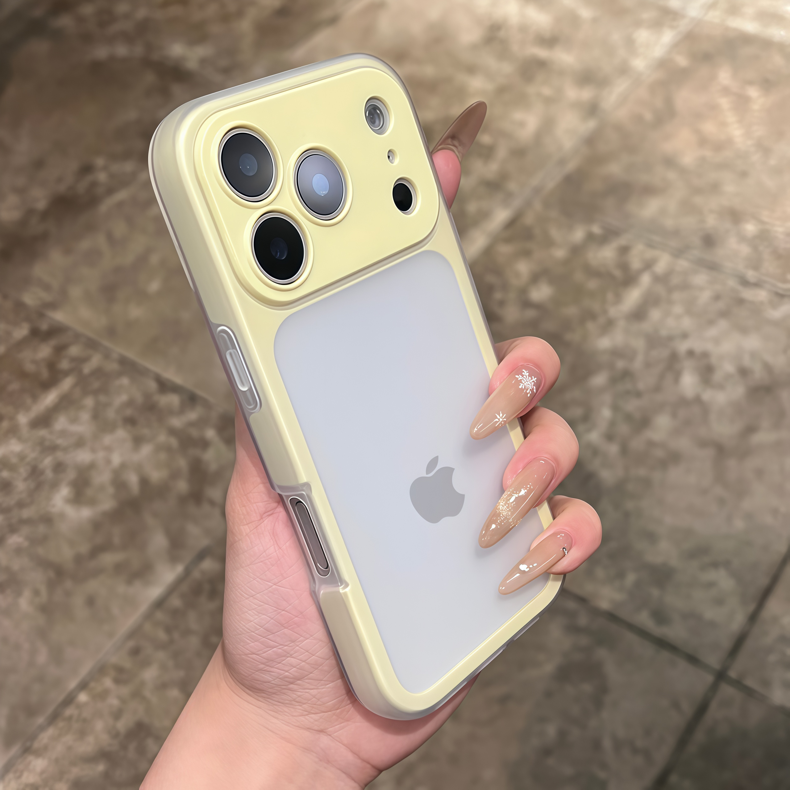 奶黄透明肤感磨砂适用于苹果17