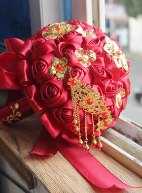 中式婚礼新娘捧花复古婚纱摄影道具仿真红玫瑰中国风秀禾服手捧花