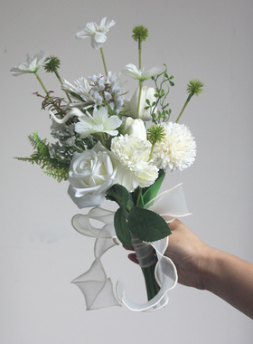 仿真手捧花郁金香韩式新娘结婚拍照道具森系婚礼白色马蹄莲仿真花