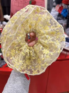 11.13韩国东大门Trois de LEI印花丝巾方巾大肠发圈打折合集