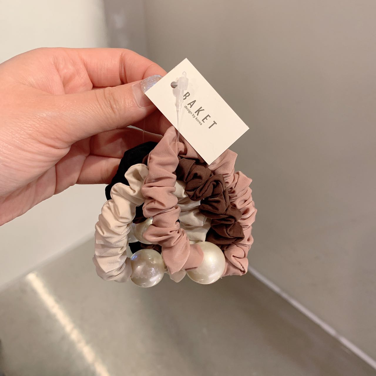 8.17韩国baket发饰高级感珍珠发圈简约百搭马尾扎头绳肠圈不伤发