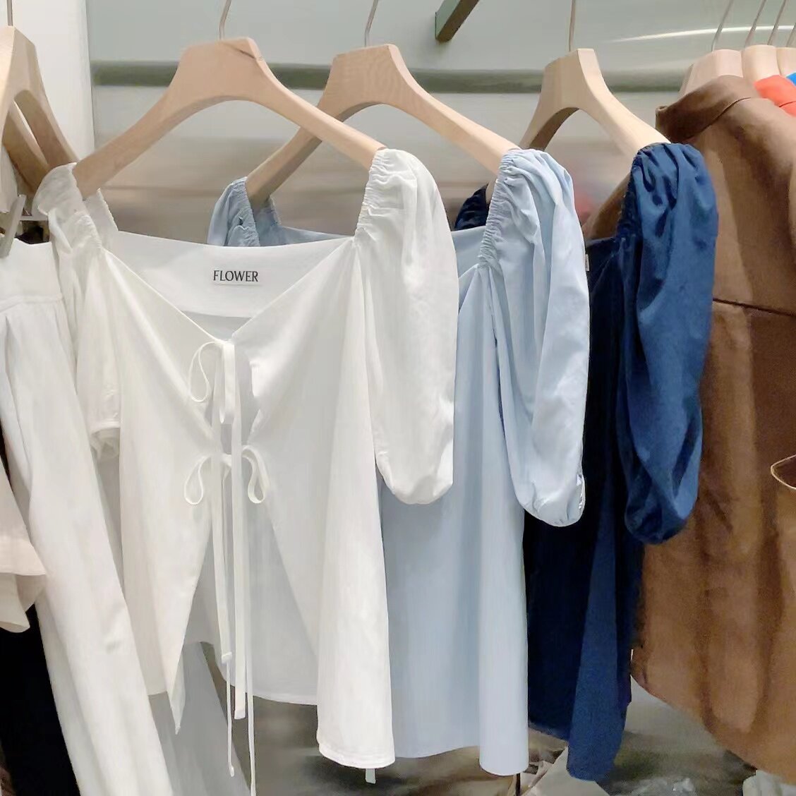 7.13直播韓國flower法式系帶上衣新款在類目 女裝/女士精品, 襯衫中 - 來自Buy2taobao.com提供專業的淘寶代購服務