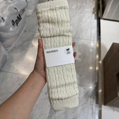 10.23东大门韩国BIARRITZ纯色秋冬纹理感袜套羊毛
