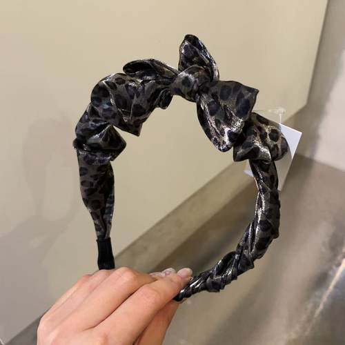 11.2韩国东大门baket发饰小众丝光感褶皱豹纹印花蝴蝶结发箍