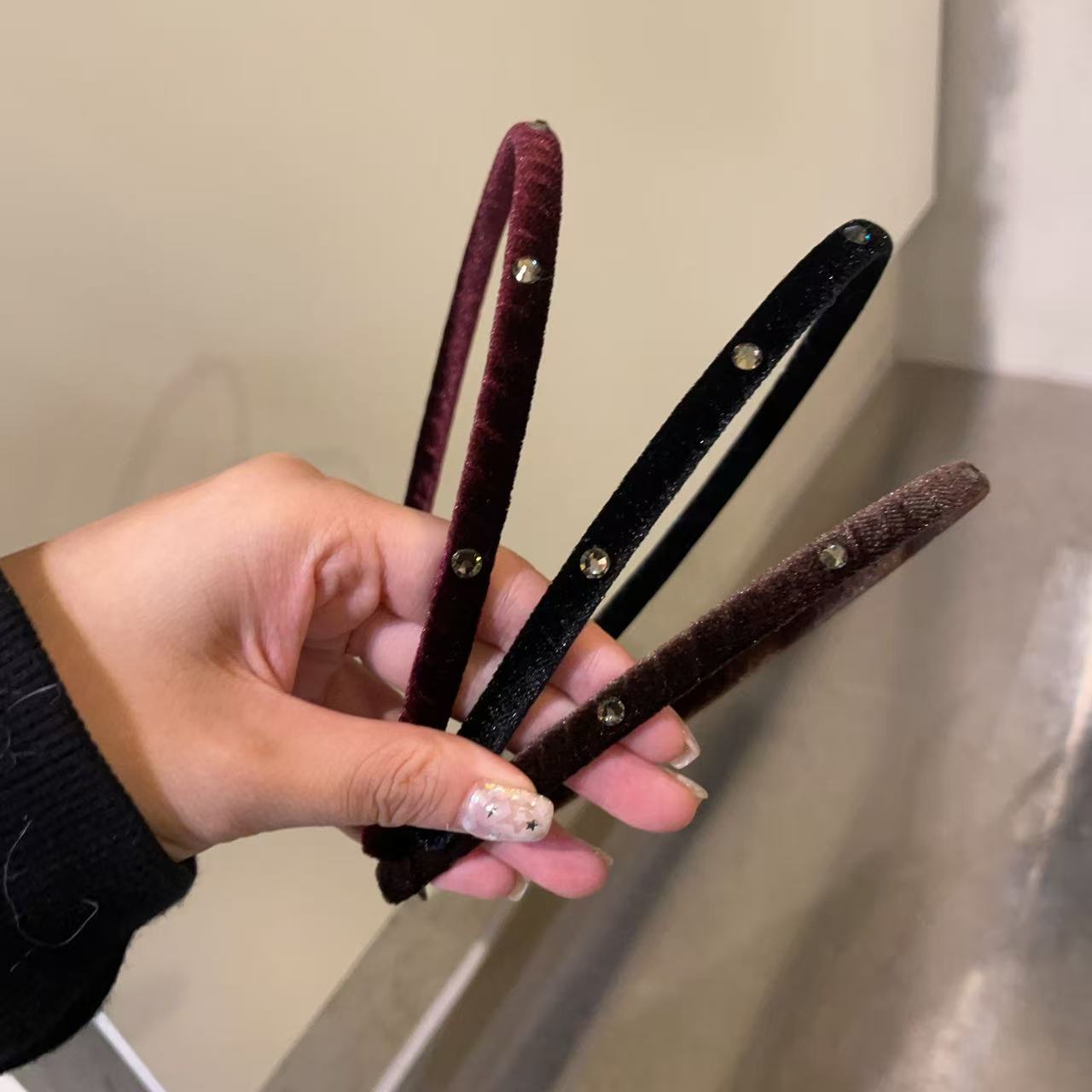 10.25韩国东大门baket发饰秋冬新款百搭简约水钻丝绒素发箍细头箍