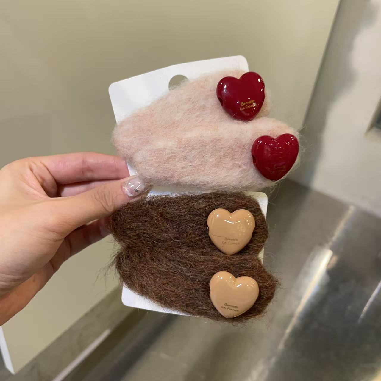 10.21韩国东大门baket发饰羊羔毛爱心对夹边夹